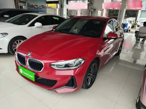 BMW 1-Series, 2021
