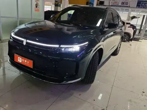 AITO M7, 2025