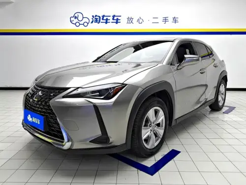 Lexus UX, 2022