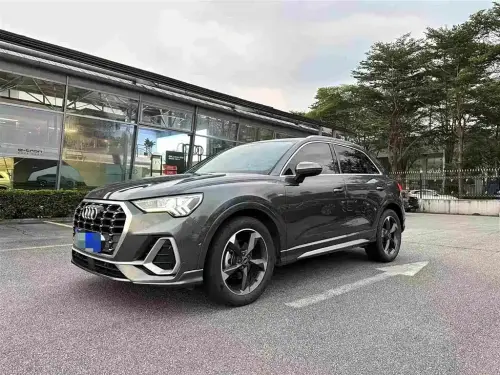 Audi Q3, 2022
