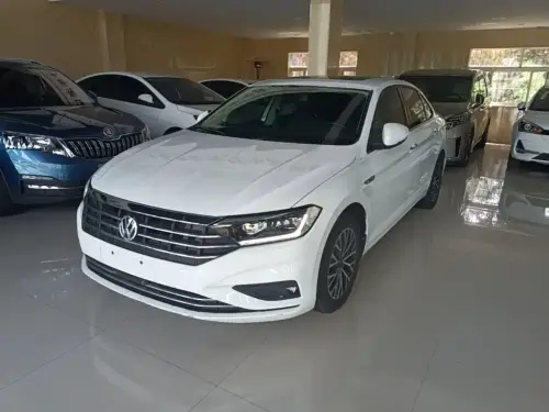 Volkswagen Sagitar, 2020
