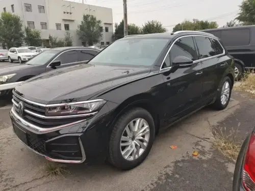 Volkswagen Touareg, 2025