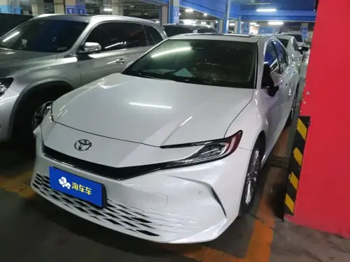 Toyota Camry, 2025