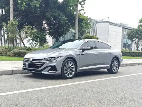 Volkswagen CC, 2023