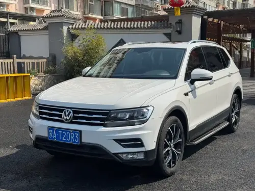 Volkswagen Tiguan, 2020