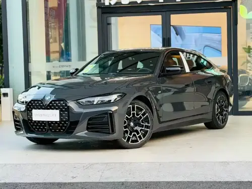 BMW 4-Series, 2026