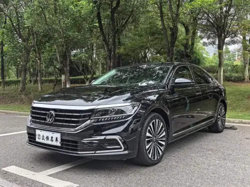 Volkswagen Passat, 2021