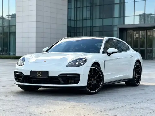 Porsche Panamera, 2021