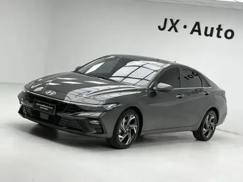 Hyundai Elantra, 2023