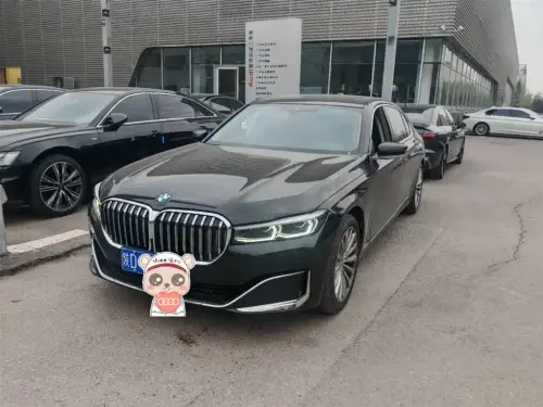 BMW 7-Series, 2022