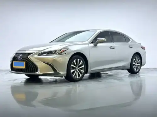 Lexus ES, 2020