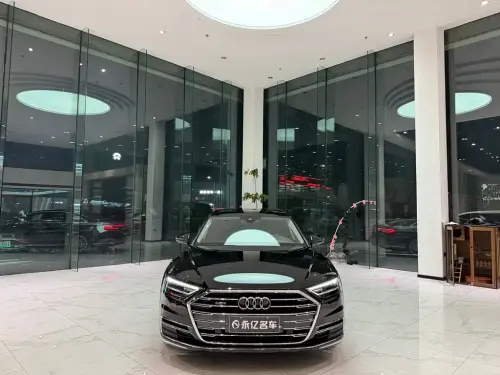Audi A8, 2021