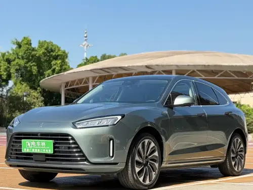 AITO M5, 2022