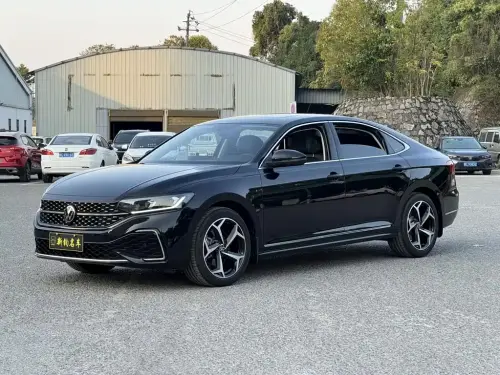 Volkswagen Passat, 2025