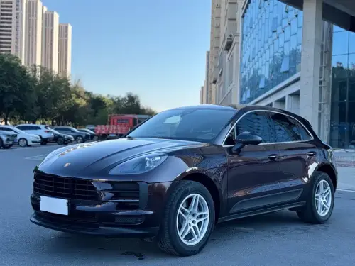 Porsche Macan, 2021