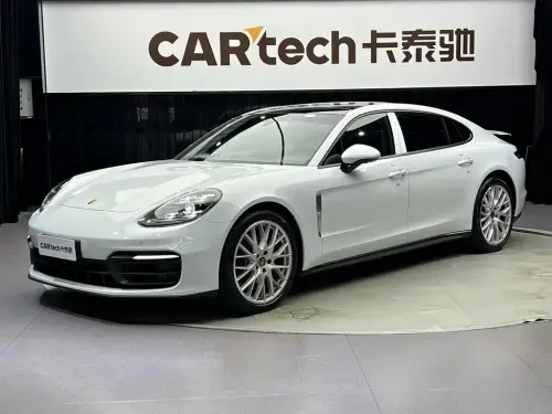 Porsche Panamera, 2022