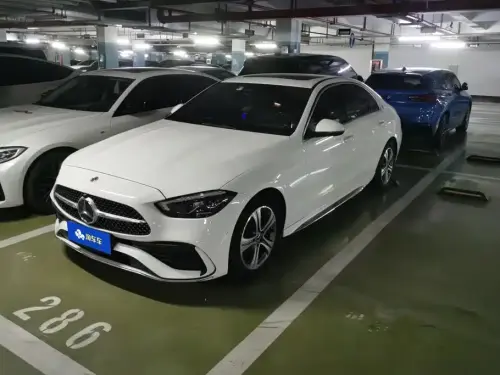 Mercedes-Benz C-Class, 2022