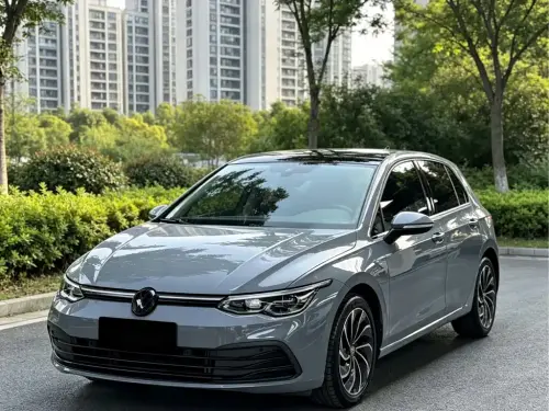 Volkswagen Golf, 2021