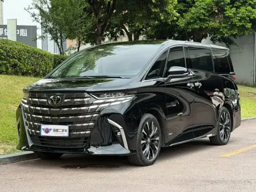 Toyota Alphard, 2026