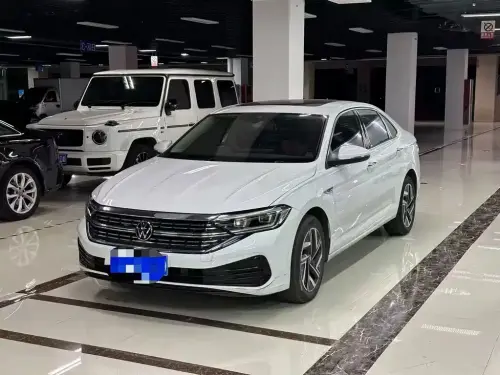Volkswagen Sagitar, 2025