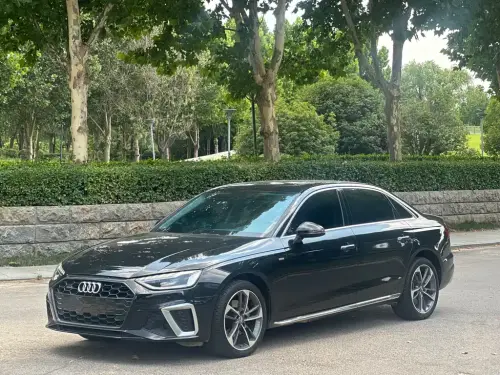 Audi A4, 2021
