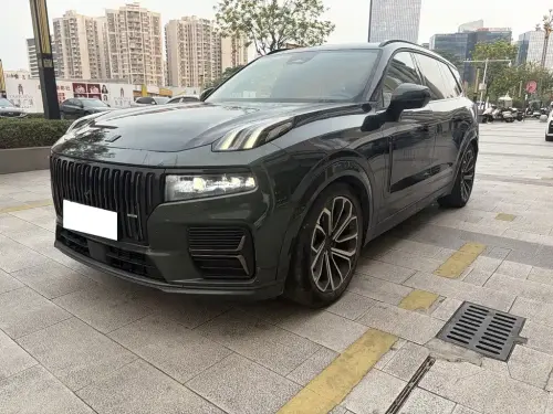 Lynk & Co 09, 2024