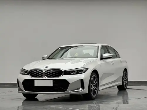 BMW 3-Series, 2023