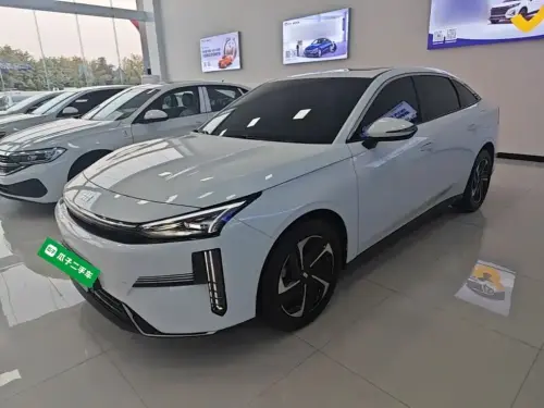 Geely Galaxy L6, 2024