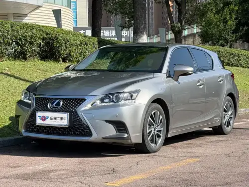 Lexus CT, 2020