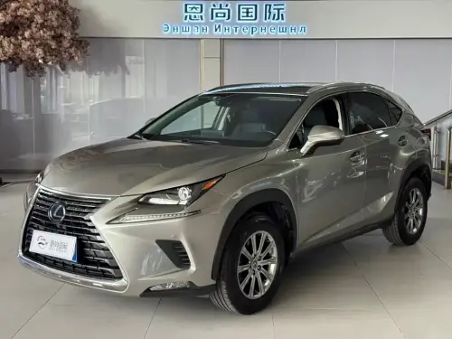 Lexus NX, 2020