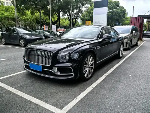 Bentley Flying Spur, 2024