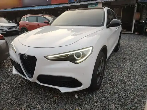 Alfa Romeo Stelvio, 2020