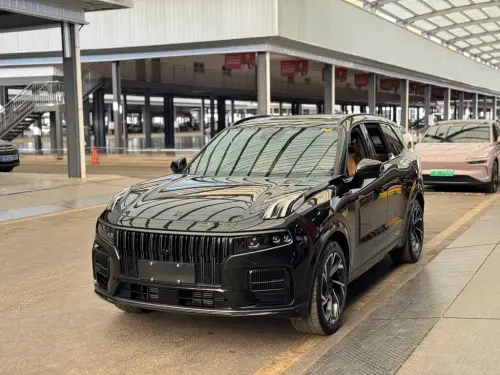Lynk & Co 09, 2023