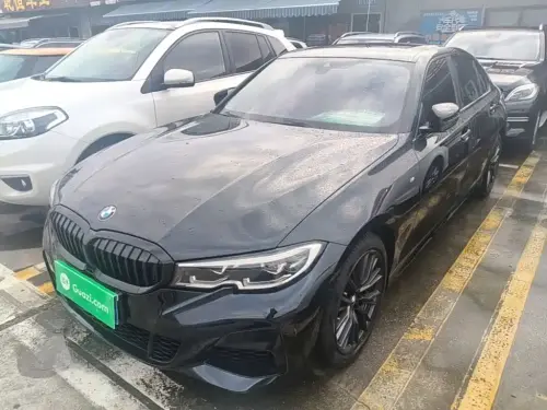 BMW 3-Series, 2022