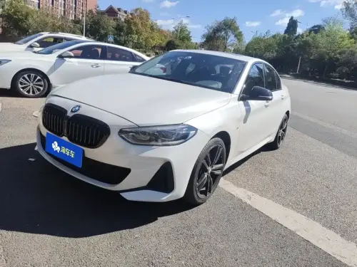 BMW 1-Series, 2021