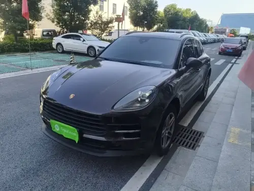 Porsche Macan, 2021