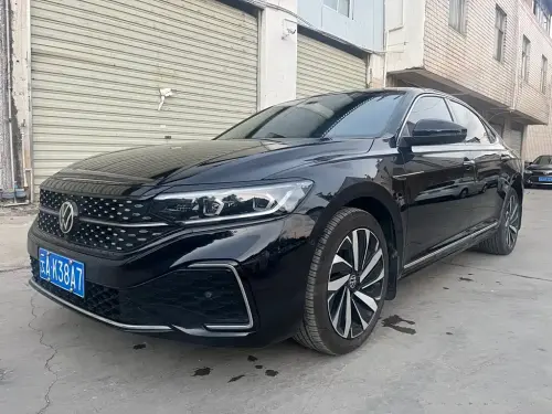 Volkswagen Passat, 2022
