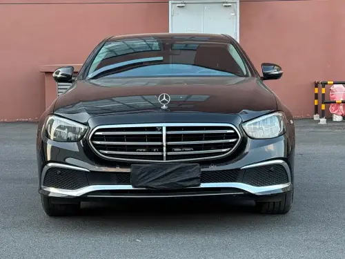 Mercedes-Benz E-Class, 2022