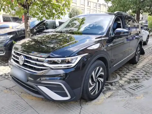 Volkswagen Tiguan, 2023