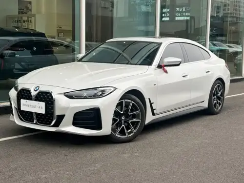 BMW 4-Series, 2022