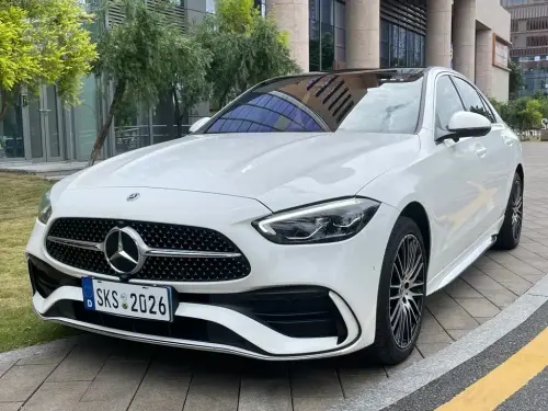 Mercedes-Benz C-Class, 2024