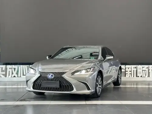 Lexus ES, 2020