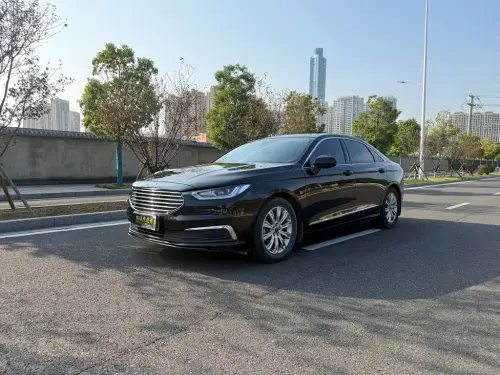 Ford Taurus, 2021