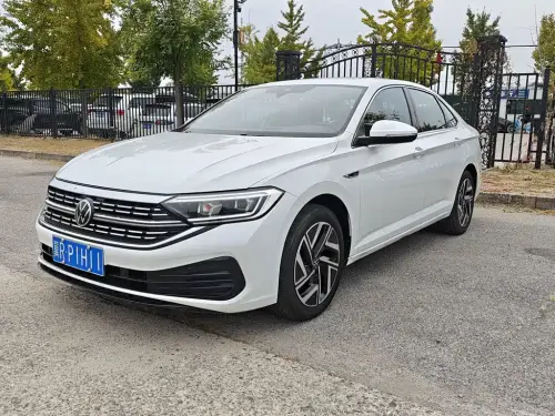 Volkswagen Sagitar, 2023