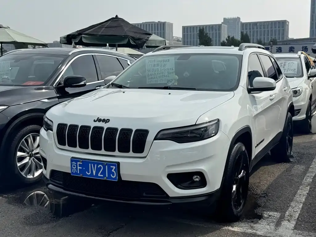Jeep Cherokee, 2022