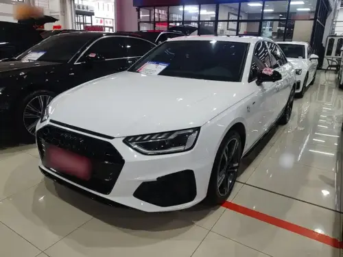 Audi A4, 2022
