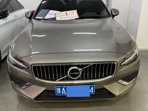 Volvo S60, 2021