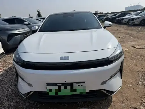 Geely Galaxy L6, 2024