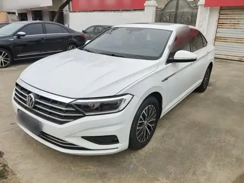 Volkswagen Sagitar, 2020