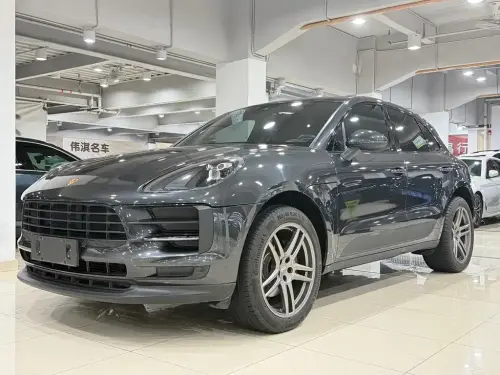 Porsche Macan, 2021